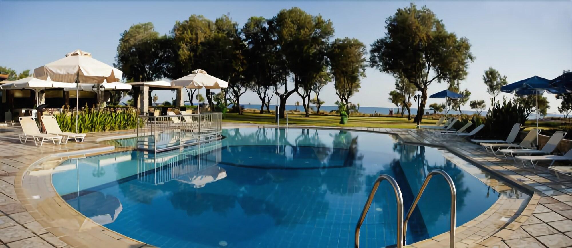Lito Beach Hotel Йеранион Экстерьер фото